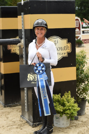 The Style of Riding Award, sponsored by Le Fash, was presented to B.J. Ehrhardt for the second time during Monmouth at the Team. Ever the picture of style, she earned the award as both a hunter and a jumper rider. Photos by Anne Gittins Photography